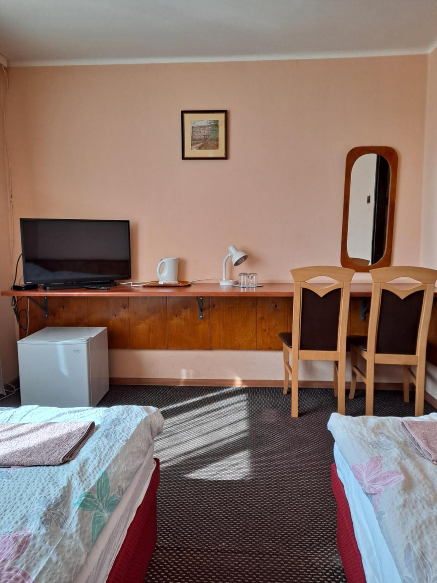 Karet Obiekt Hotelowy Skoczow Exterior photo