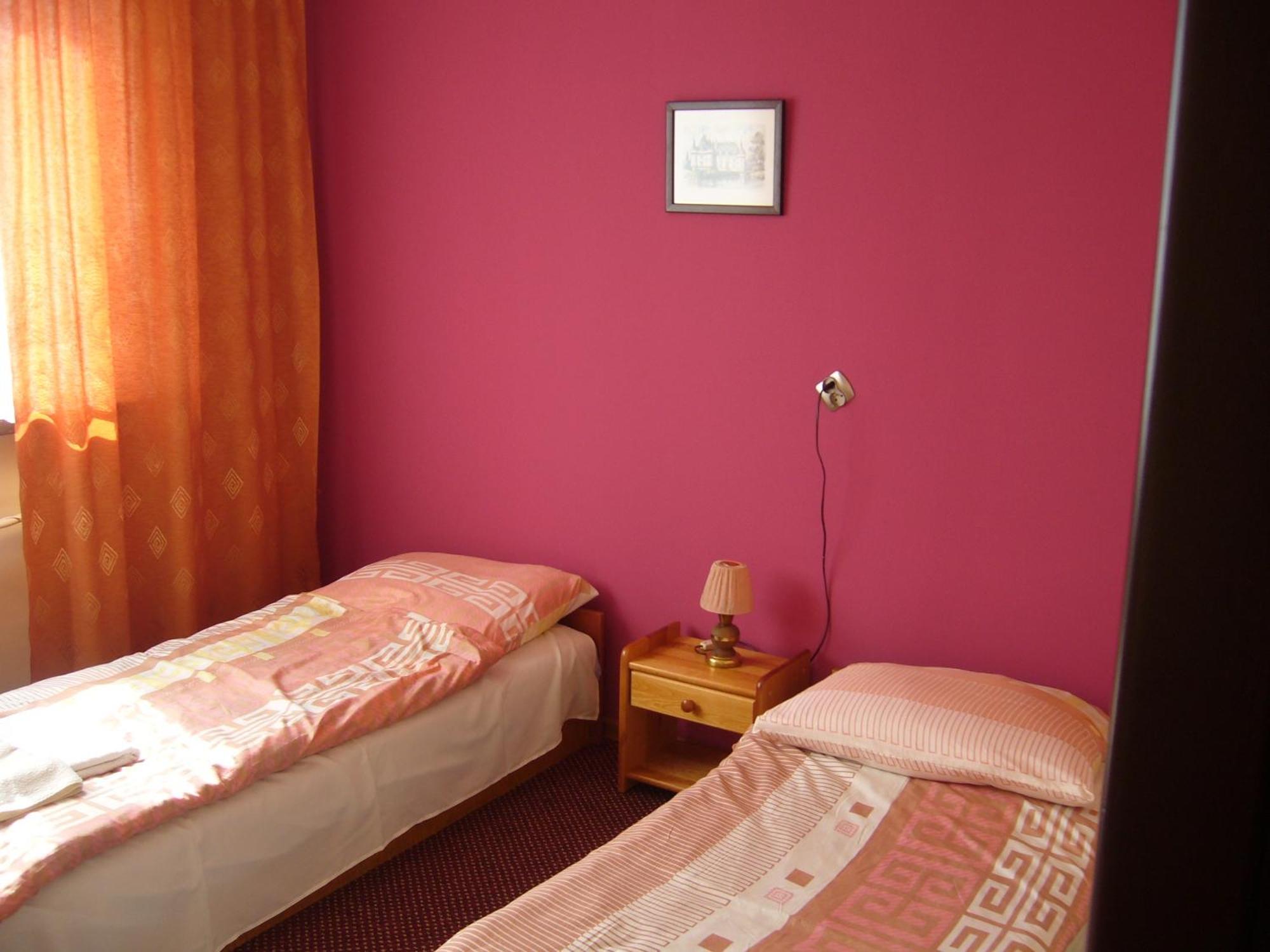 Karet Obiekt Hotelowy Skoczow Exterior photo